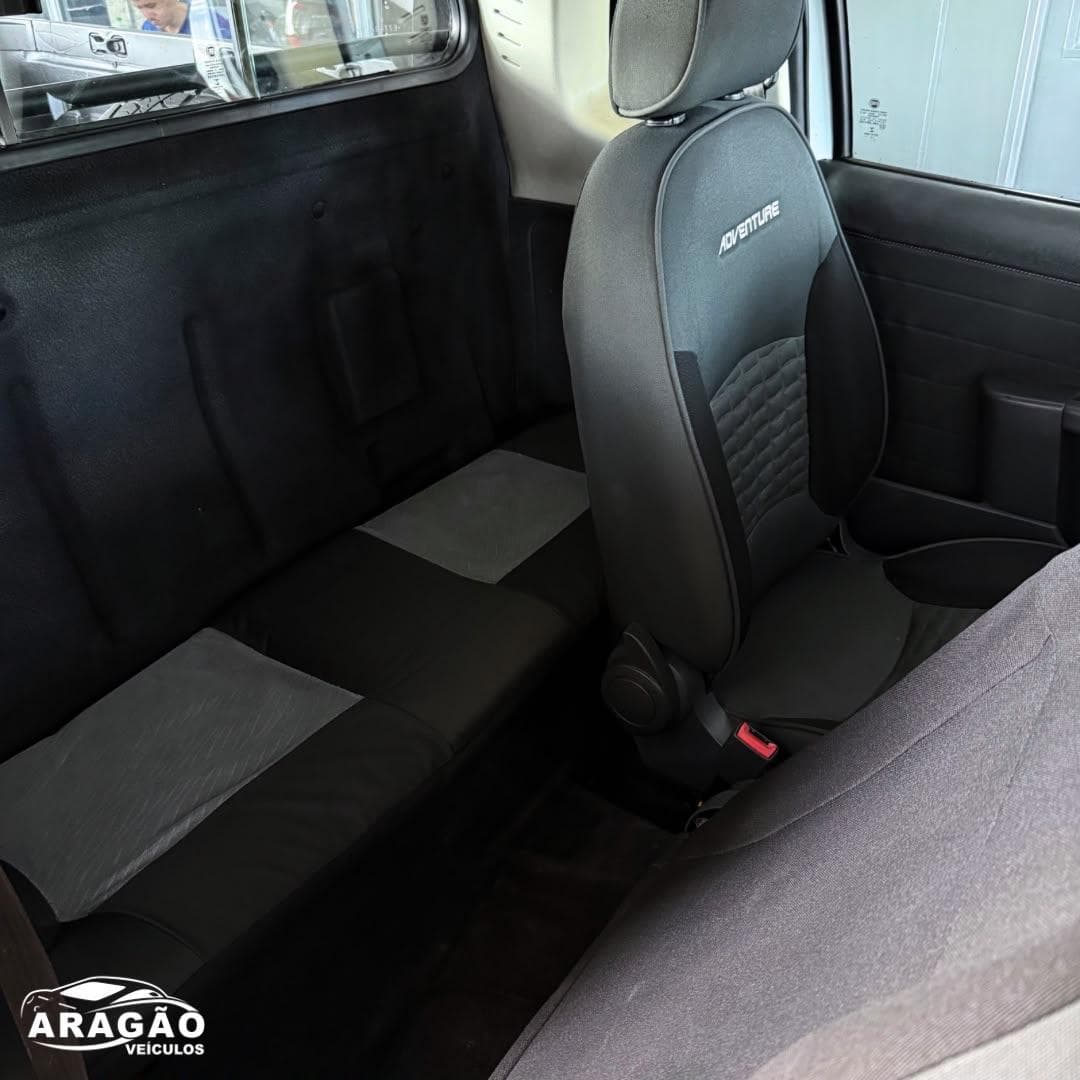 Fiat Strada Adventure Locker 1.8 Cabine Estendida 2014 - foto 4